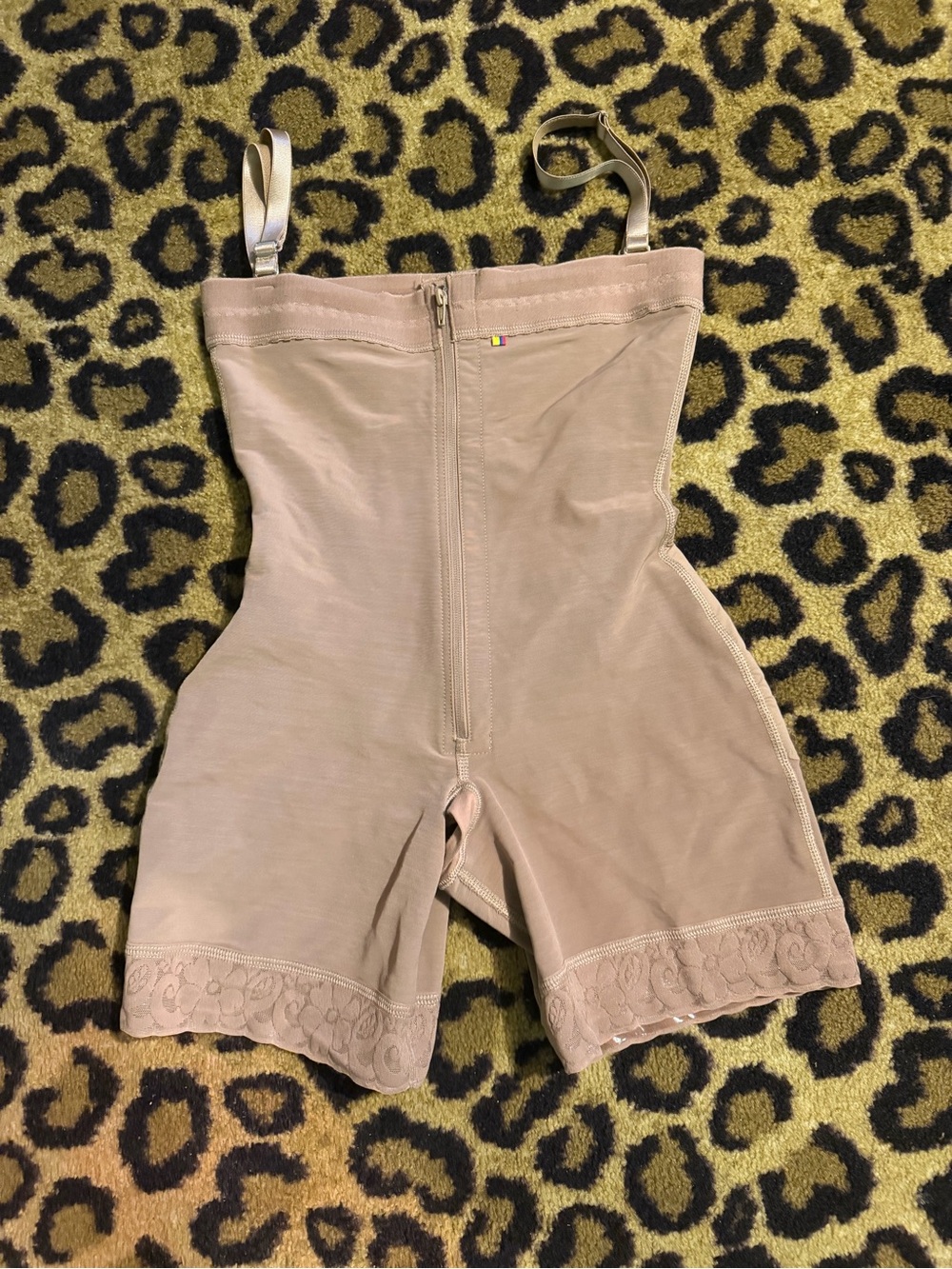 Yuli high-Waist Nude Shapewear Shorts with Adjustable Straps